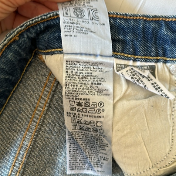 LEVIS 721 High Rise Skinny - Picture 6 of 10